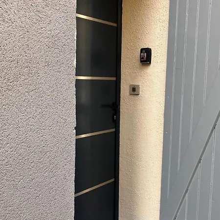 アパート Secret Jacuzzi & Cinema *