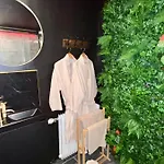 Apartment Secret Jacuzzi & Cinema *